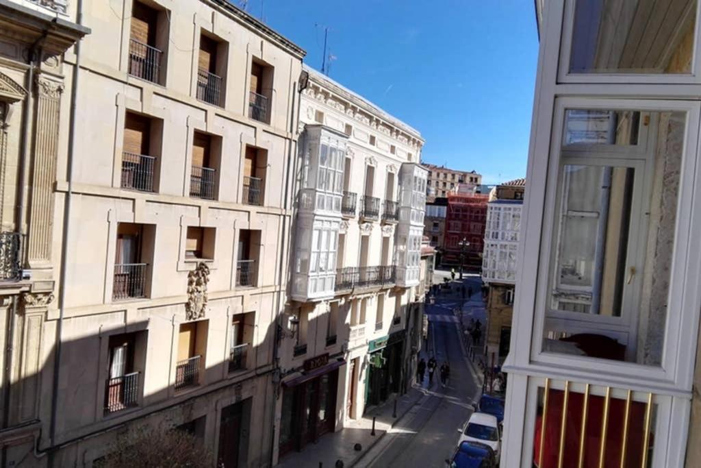 El central Haro Exterior foto